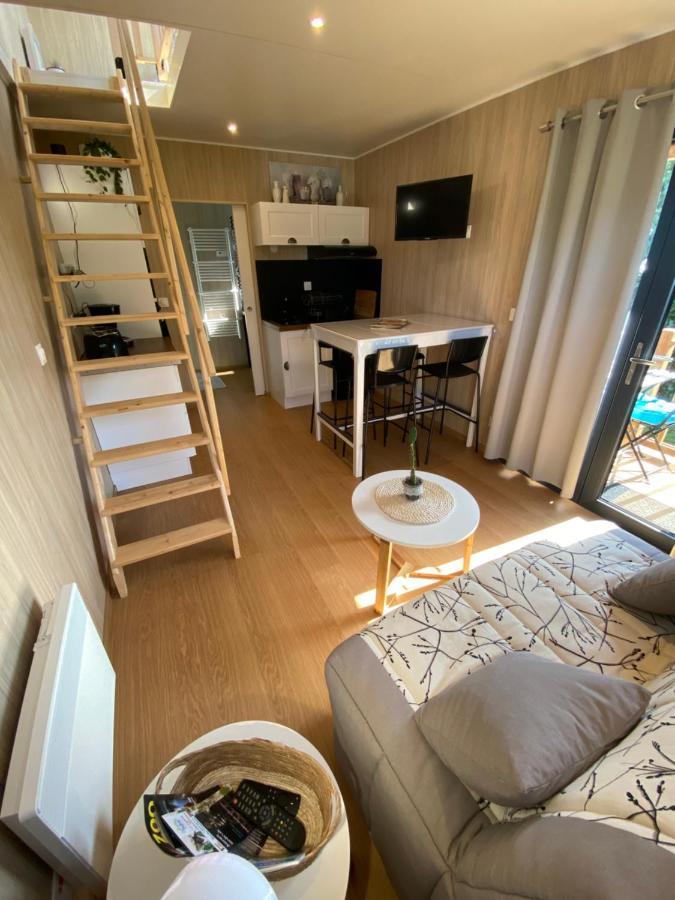 The Wood House, classée 2 **, Charente Maritime. Plassay Extérieur photo