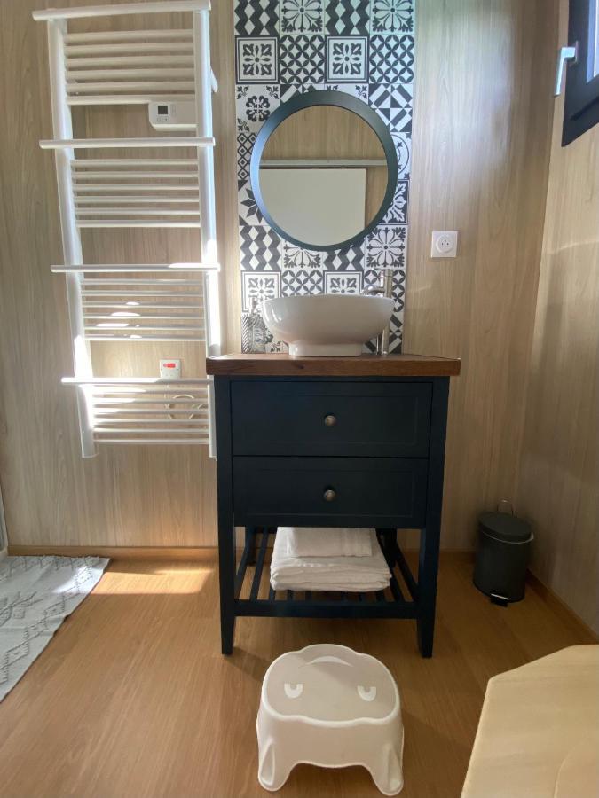 The Wood House, classée 2 **, Charente Maritime. Plassay Extérieur photo